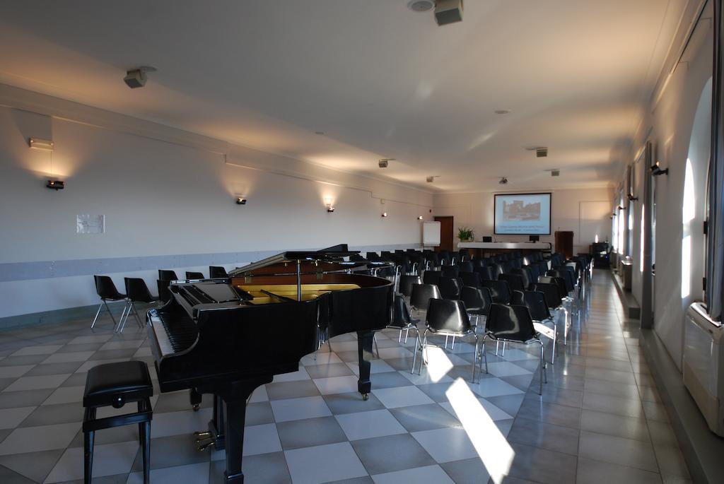 Villa Santa Maria Dell'Arco - Centro Oreb Cazzago San Martino Kültér fotó