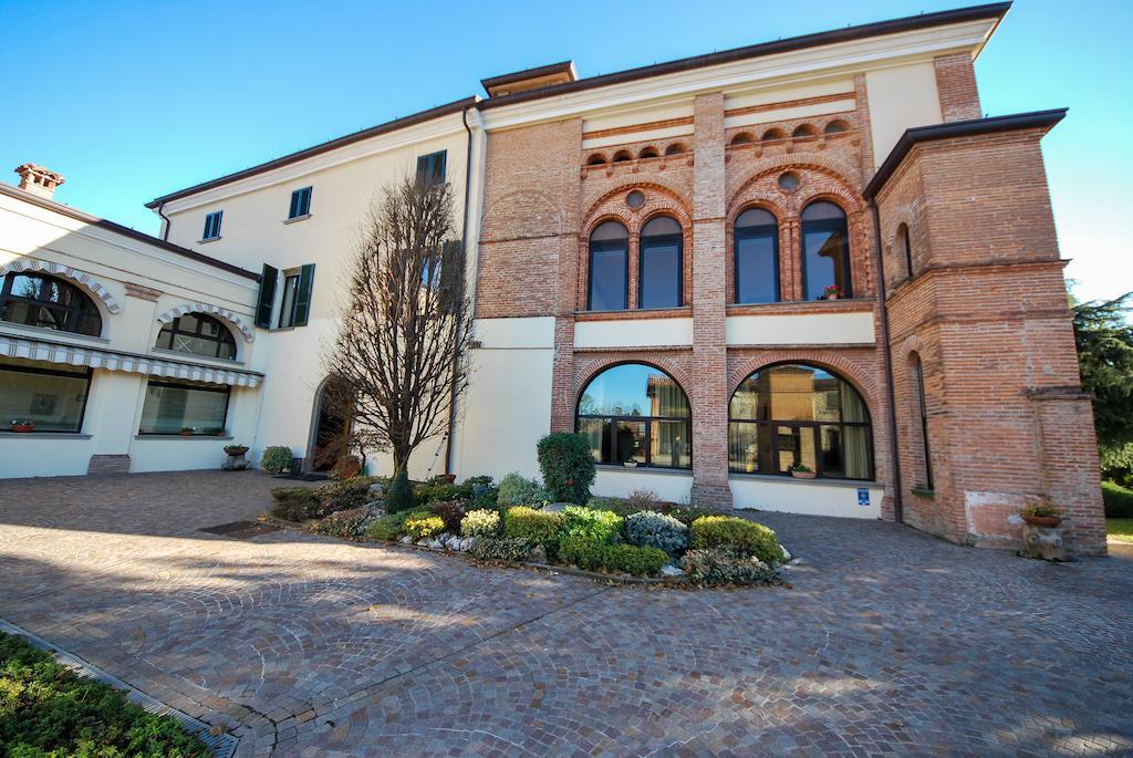 Villa Santa Maria Dell'Arco - Centro Oreb Cazzago San Martino Kültér fotó