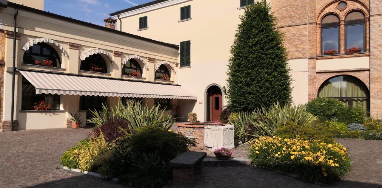 Villa Santa Maria Dell'Arco - Centro Oreb Cazzago San Martino Kültér fotó